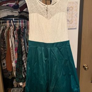 Modcloth green and white lace dress 26/28W